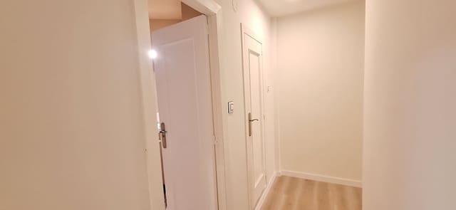 3 camera da letto Appartamento da affittare in Centro Urbano, Gijón con garage - 750 € (Rif: 9406272)