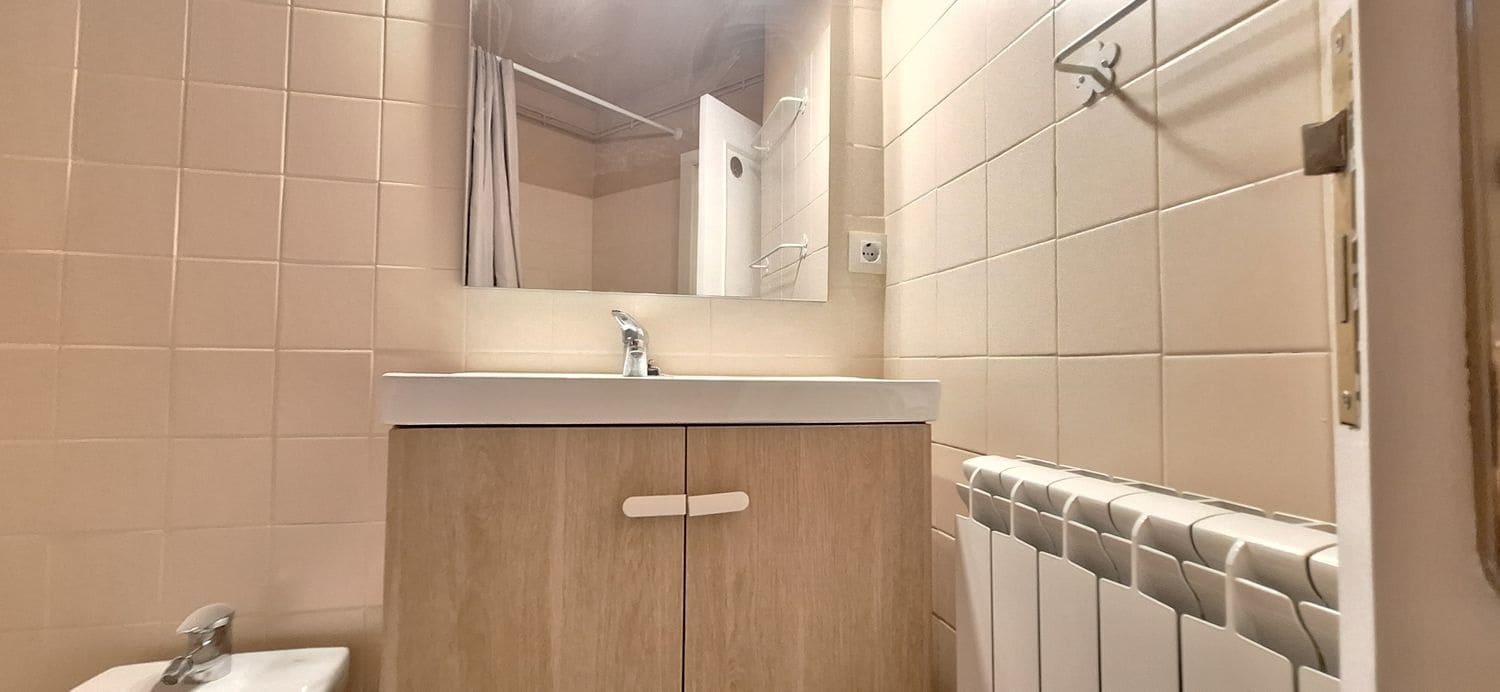 3 camera da letto Appartamento da affittare in Gijon con garage - 750 € (Rif: 9406272)