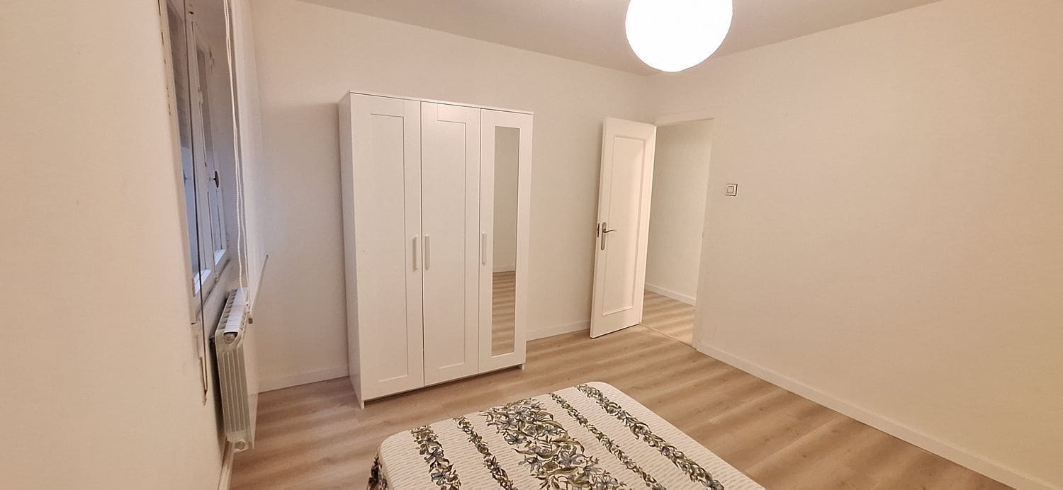 3 camera da letto Appartamento da affittare in Gijon con garage - 750 € (Rif: 9406272)