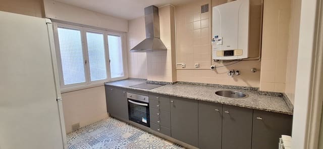 3 camera da letto Appartamento da affittare in Centro Urbano, Gijón con garage - 750 € (Rif: 9406272)