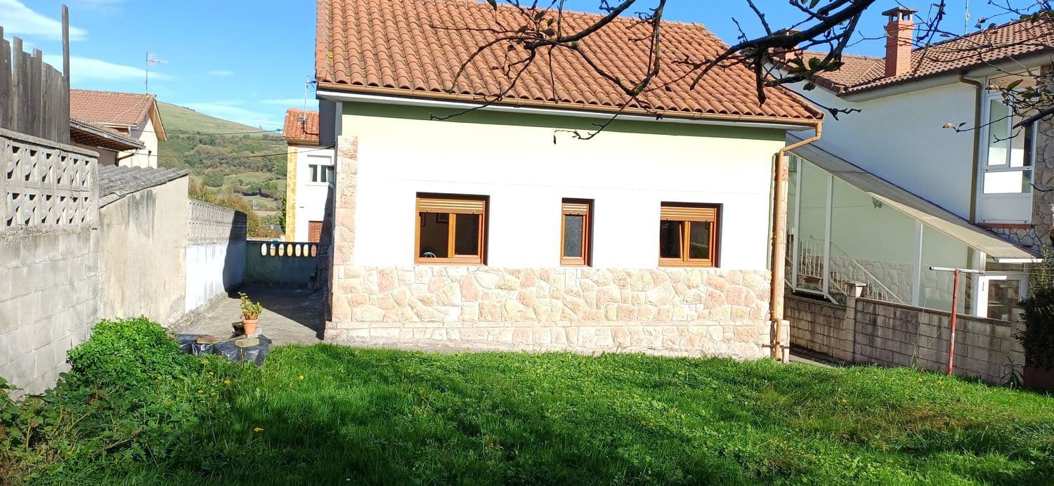 2 slaapkamer Villa te koop in Llanera met garage - € 183.000 (Ref: 9406350)