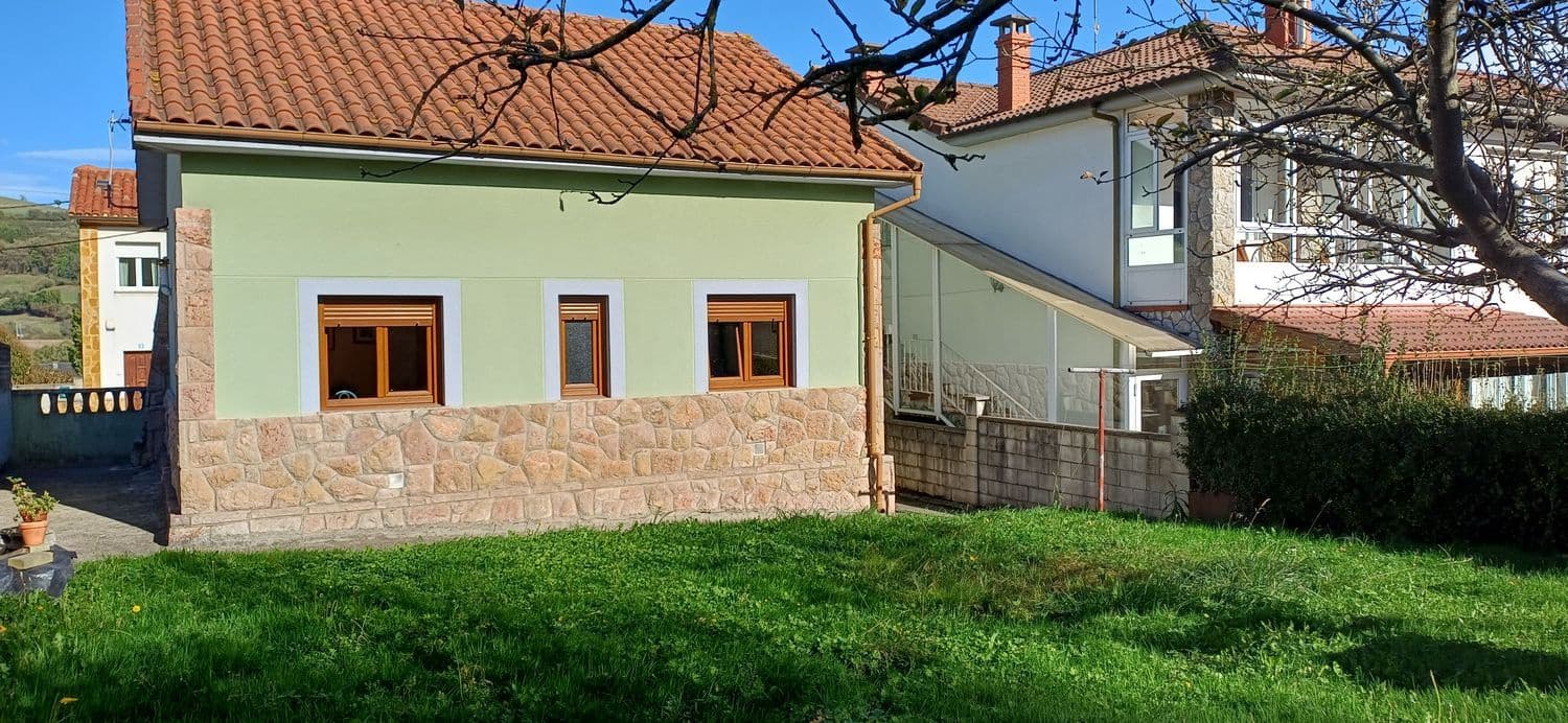 2 slaapkamer Villa te koop in Llanera met garage - € 183.000 (Ref: 9406350)