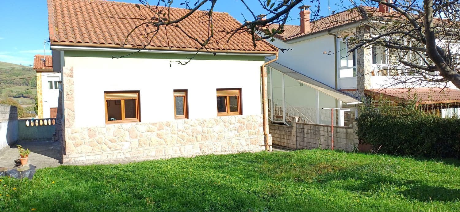 2 slaapkamer Villa te koop in Llanera met garage - € 183.000 (Ref: 9406350)