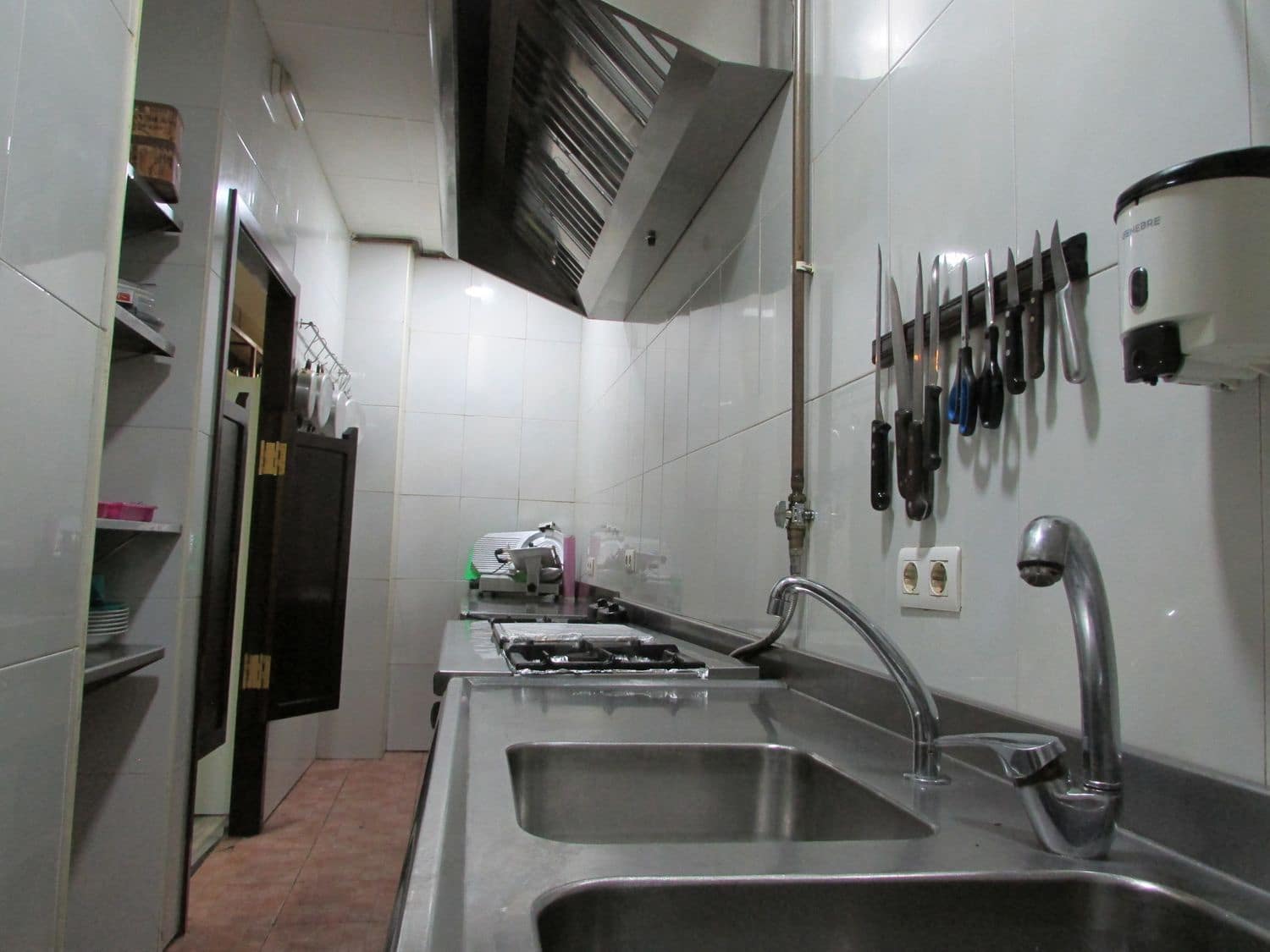 Restaurant/Bar for rent in Gijon - € 600 (Ref: 9407914)