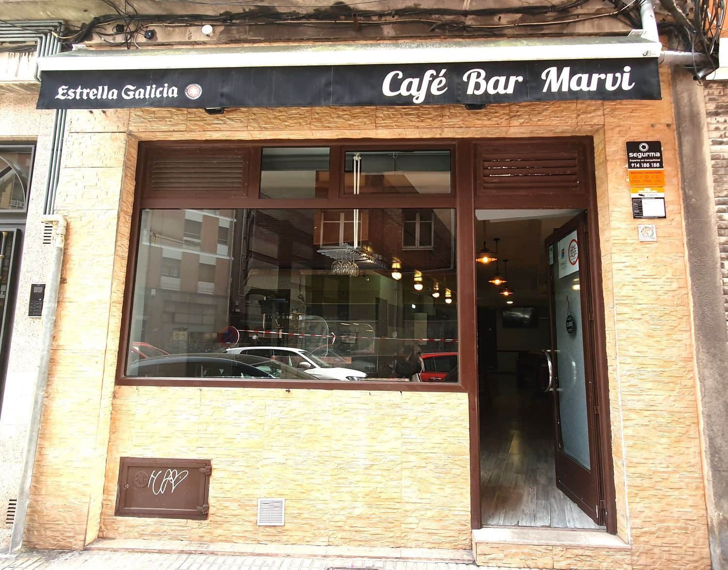 Restaurant/Bar for rent in Gijon - € 600 (Ref: 9407914)