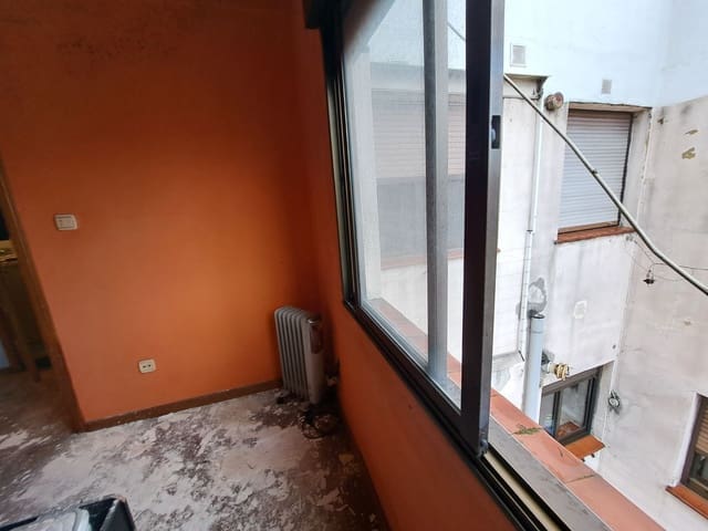 3 camera da letto Appartamento in vendita in Avilés con garage - 37.000 € (Rif: 9410624)