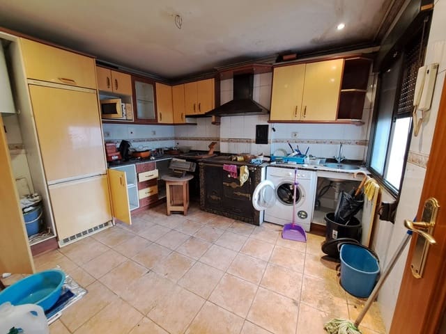 3 camera da letto Appartamento in vendita in Avilés con garage - 37.000 € (Rif: 9410624)