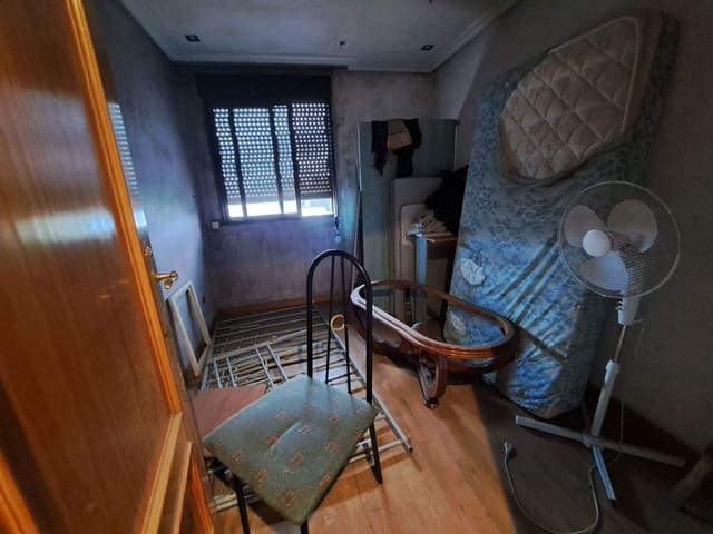 3 camera da letto Appartamento in vendita in Avilés con garage - 37.000 € (Rif: 9410624)