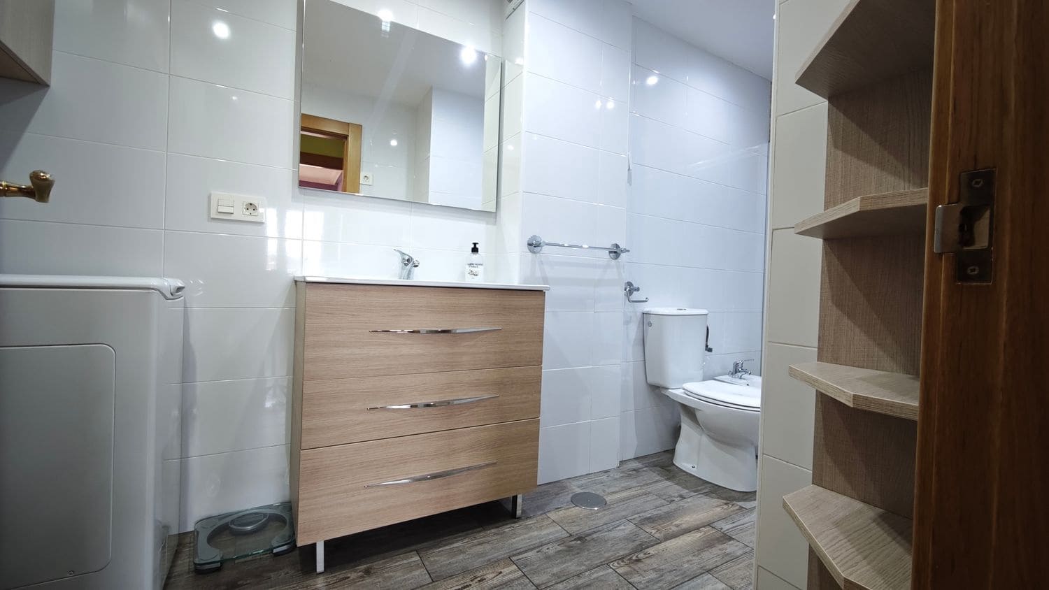 3 sypialnia Apartament do wynajęcia w Gijon z garażem - 800 € (Ref: 9415514)