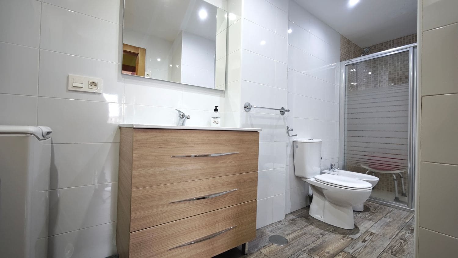 3 sypialnia Apartament do wynajęcia w Gijon z garażem - 800 € (Ref: 9415514)