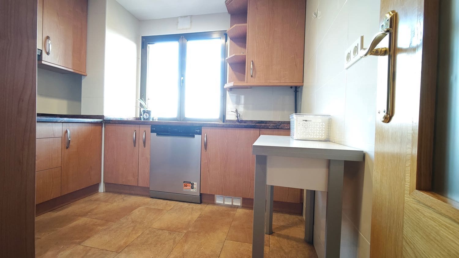 3 sypialnia Apartament do wynajęcia w Gijon z garażem - 800 € (Ref: 9415514)
