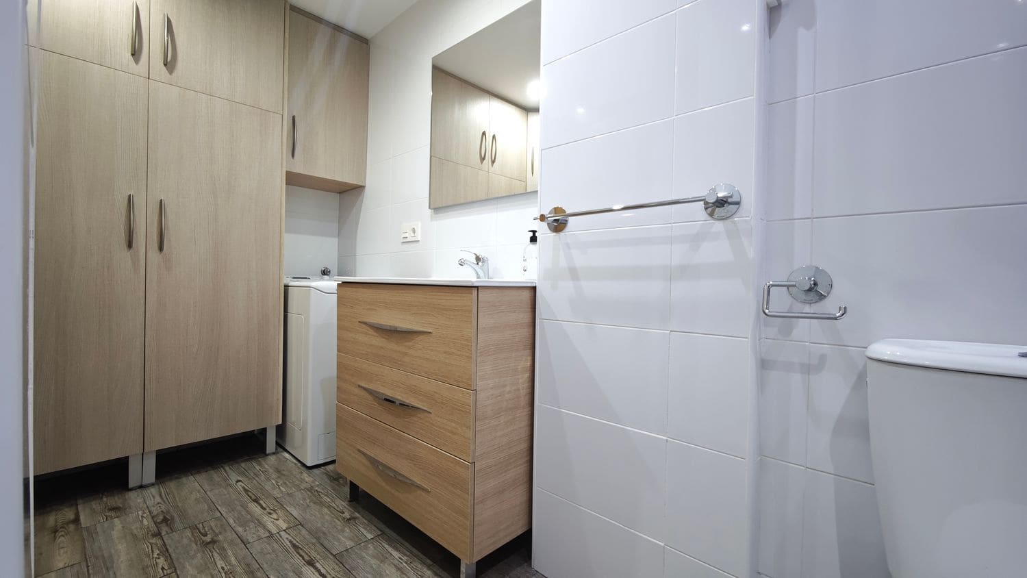 3 sypialnia Apartament do wynajęcia w Gijon z garażem - 800 € (Ref: 9415514)