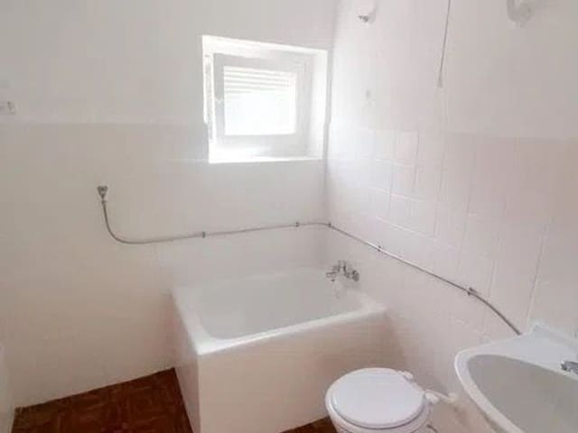 3 bedroom Apartment for rent in Luarca, Valdés with garage - € 575 (Ref: 9415515)