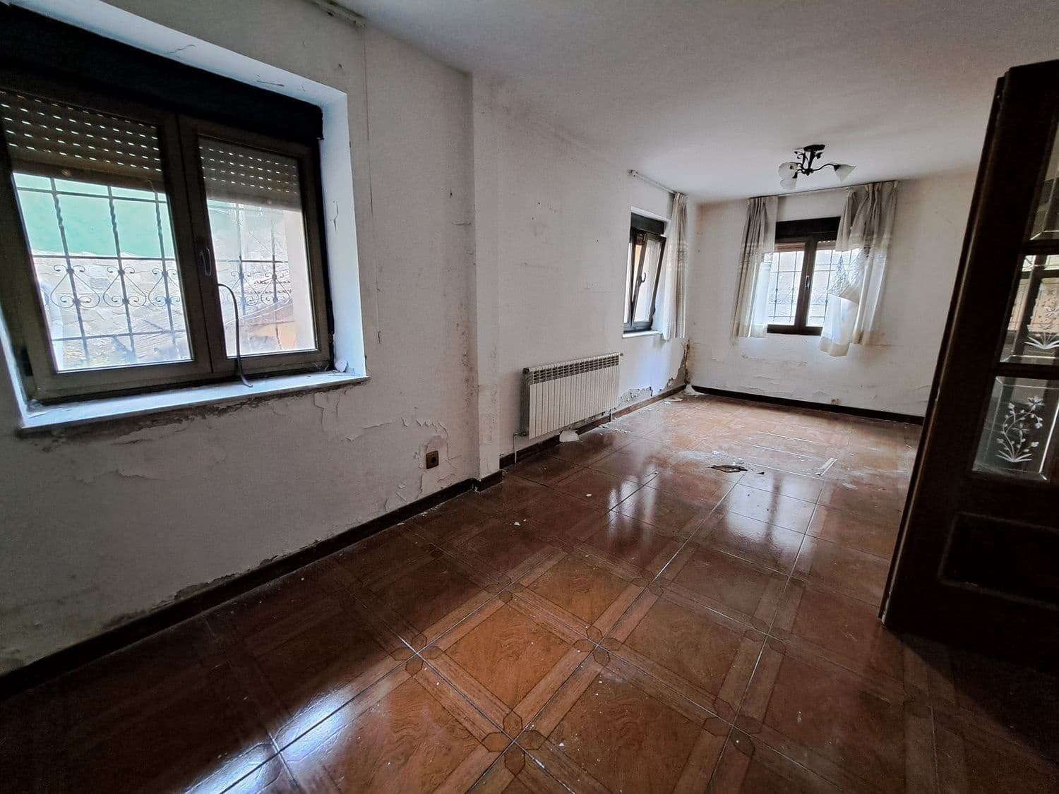 3 slaapkamer Huis te koop in Langreo met garage - € 69.900 (Ref: 9415516)