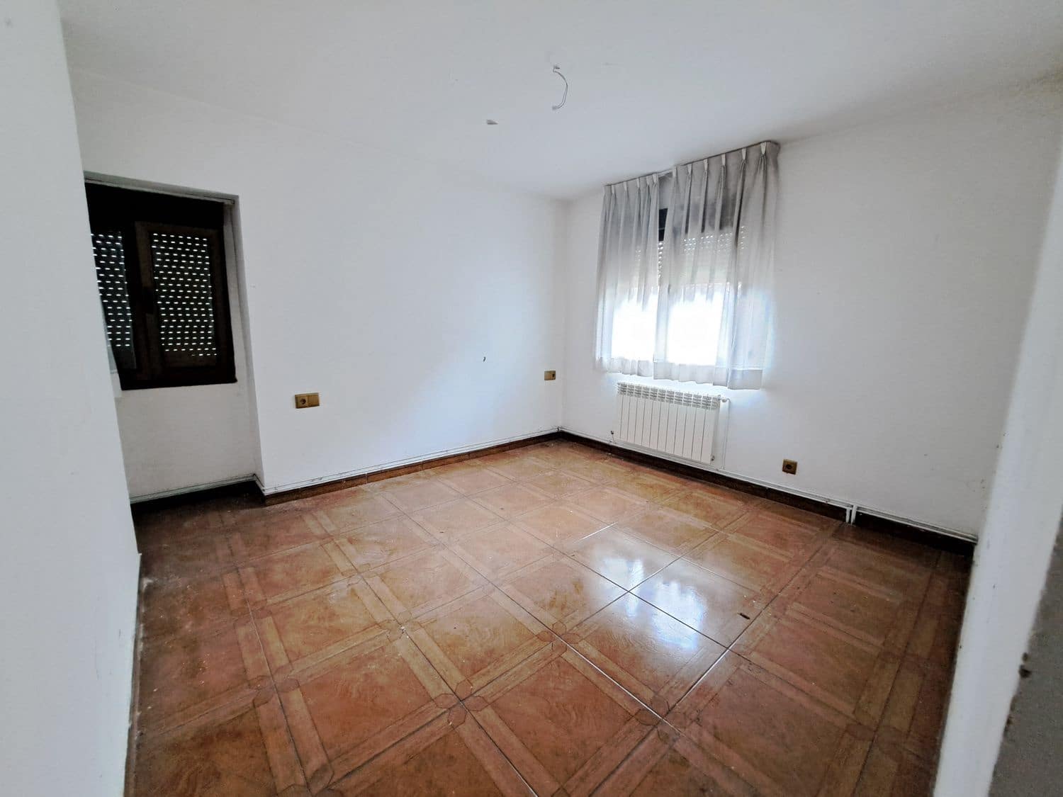 3 slaapkamer Huis te koop in Langreo met garage - € 69.900 (Ref: 9415516)