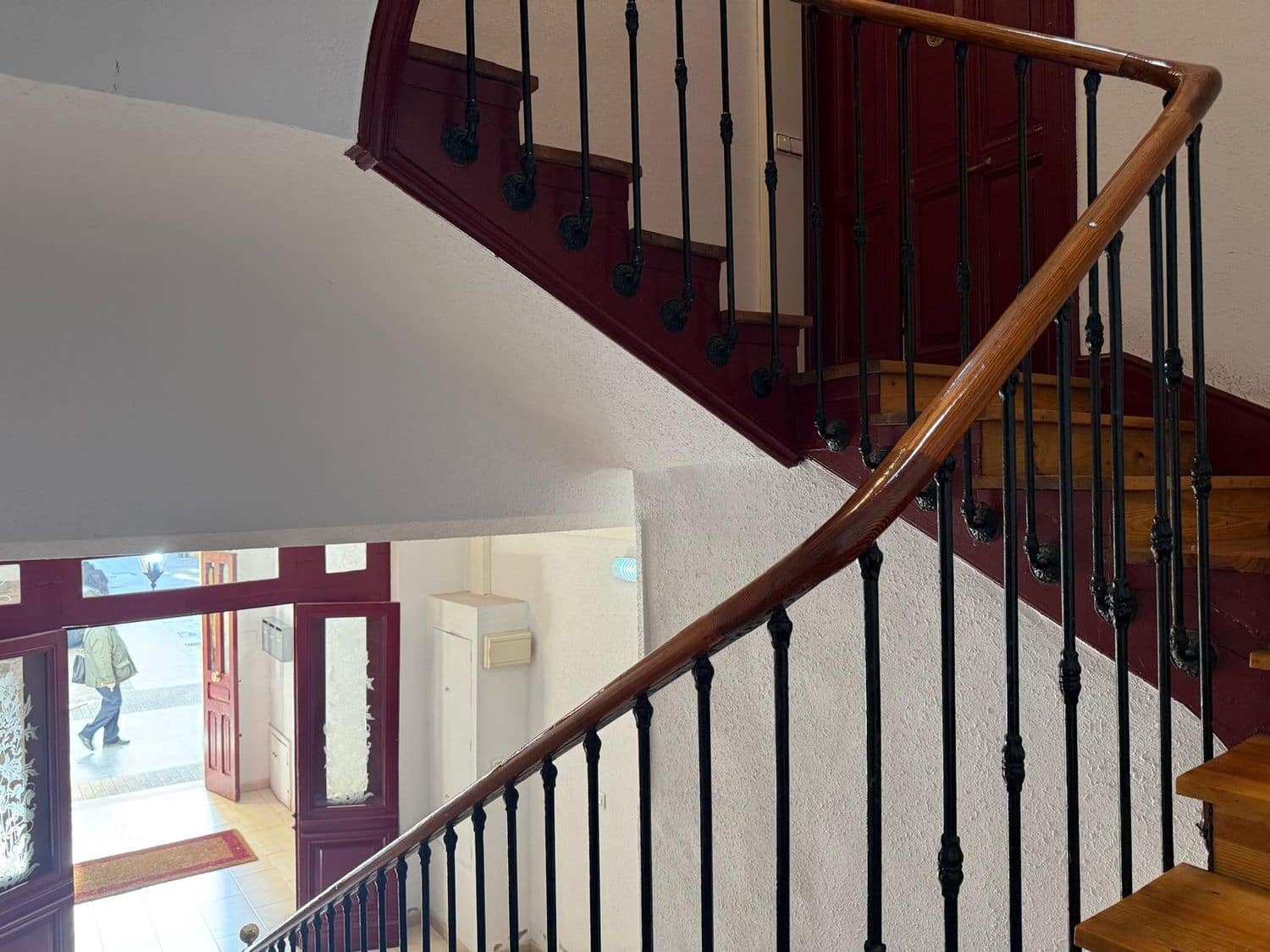 5 soveværelse Lejlighed til salg i Gijon med garage - € 329.000 (Ref: 9421920)