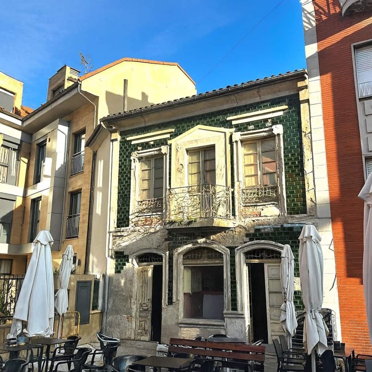 7 camera da letto Casa in vendita in Norena con garage - 89.000 € (Rif: 9429502)