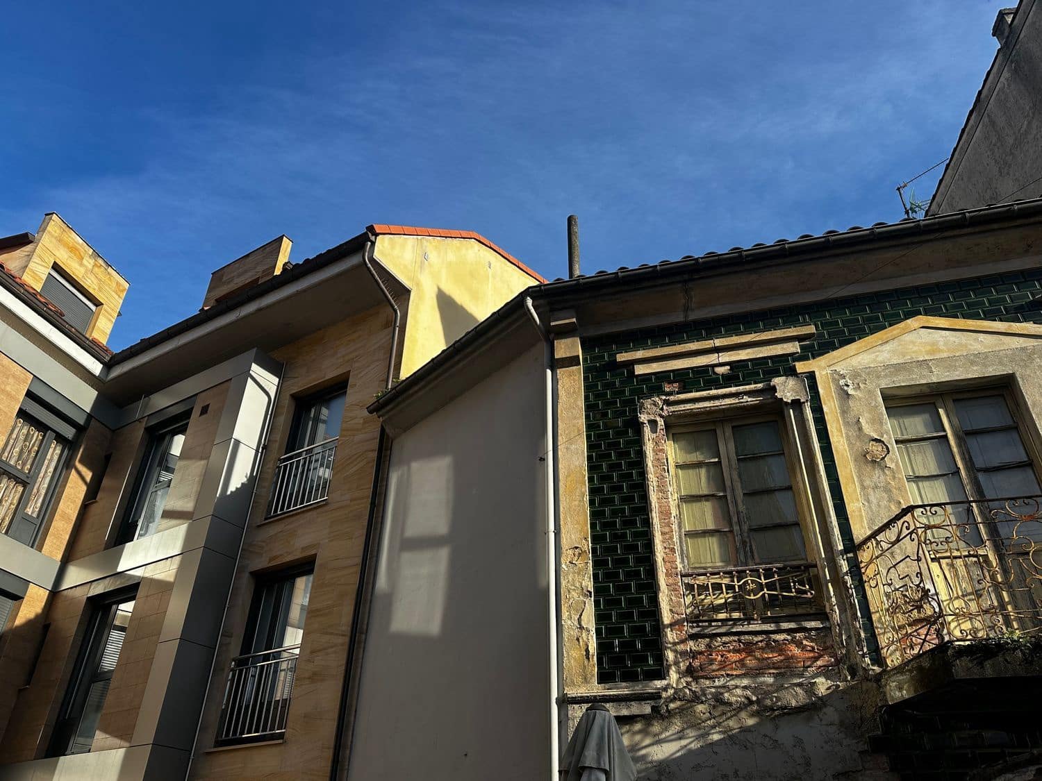 7 camera da letto Casa in vendita in Norena con garage - 89.000 € (Rif: 9429502)