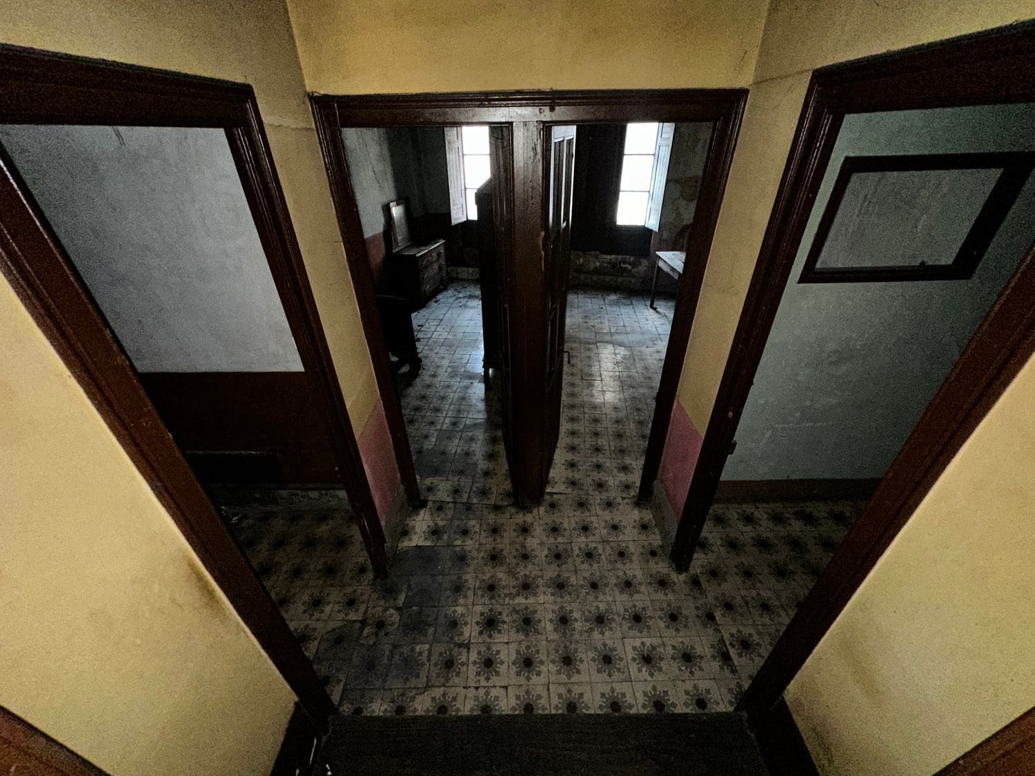 7 camera da letto Casa in vendita in Norena con garage - 89.000 € (Rif: 9429502)