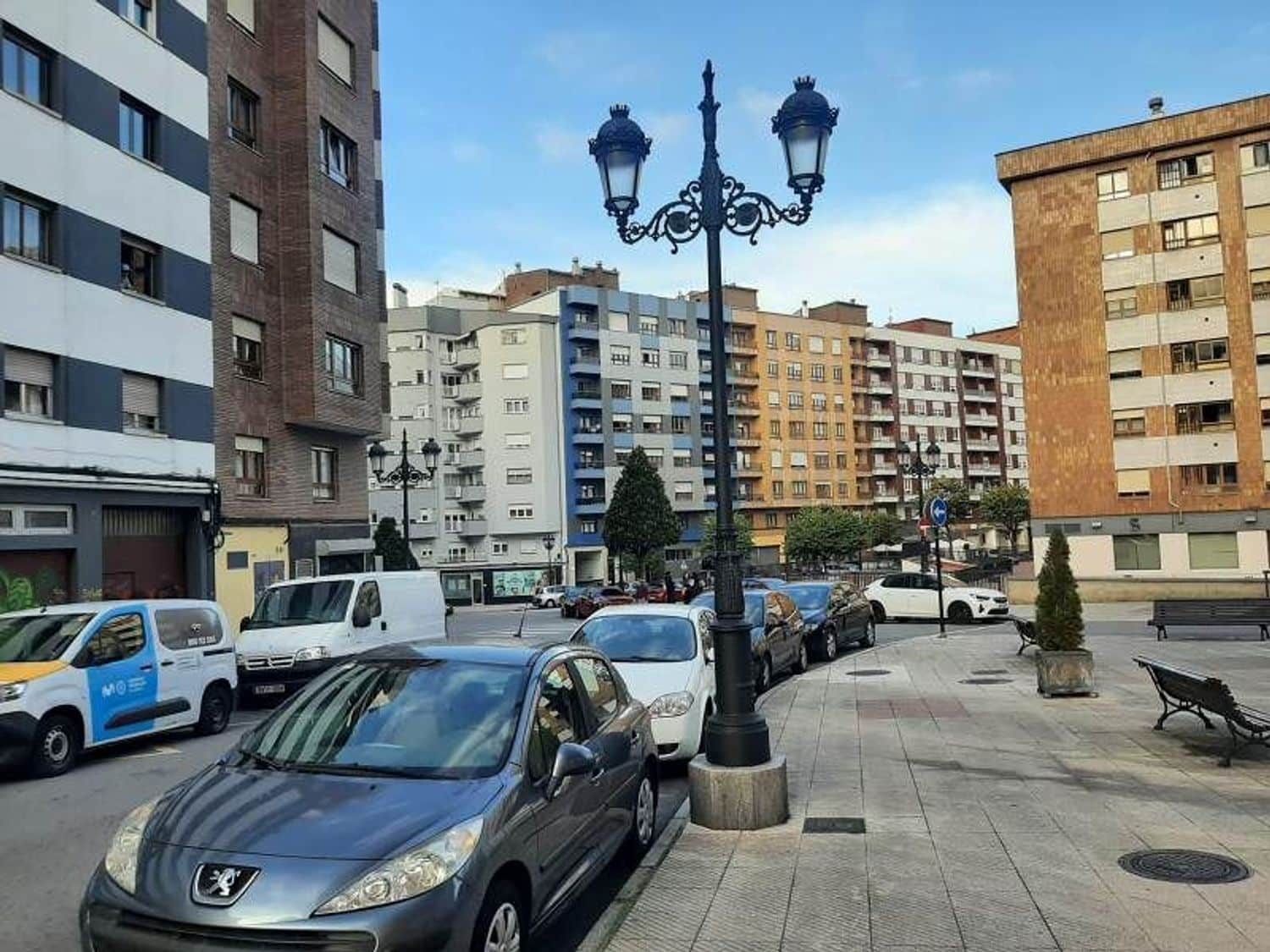 2 soveværelse Lejlighed til salg i Oviedo med garage - € 80.000 (Ref: 9429503)