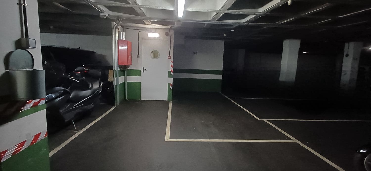Garage for sale in Gijon - € 55,000 (Ref: 9432893)