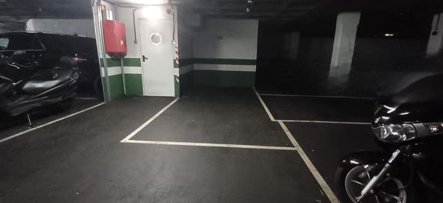 Garage for sale in Centro Urbano, Gijón - € 55,000 (Ref: 9432893)