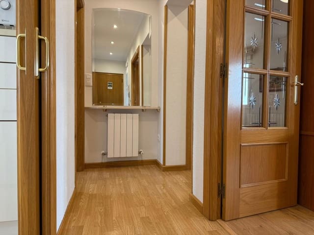 2 soveværelse Lejlighed til salg i Centro Urbano, Gijón med garage - € 269.000 (Ref: 9432894)