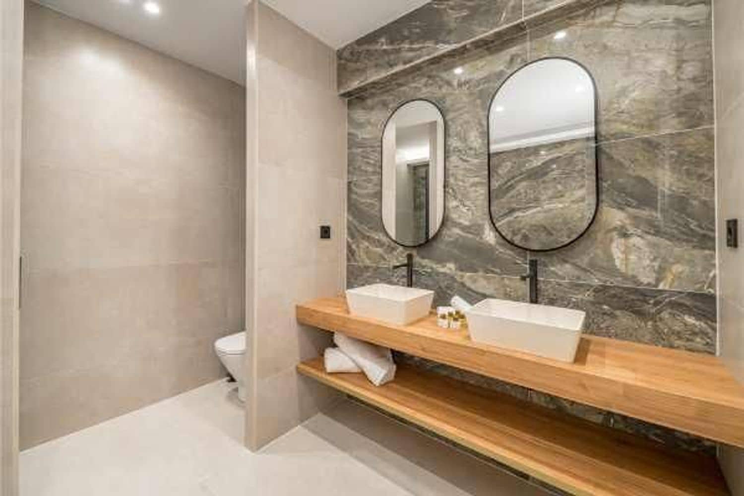 2 slaapkamer Appartement te koop in Madrid stad met garage - € 1.329.000 (Ref: 9432895)