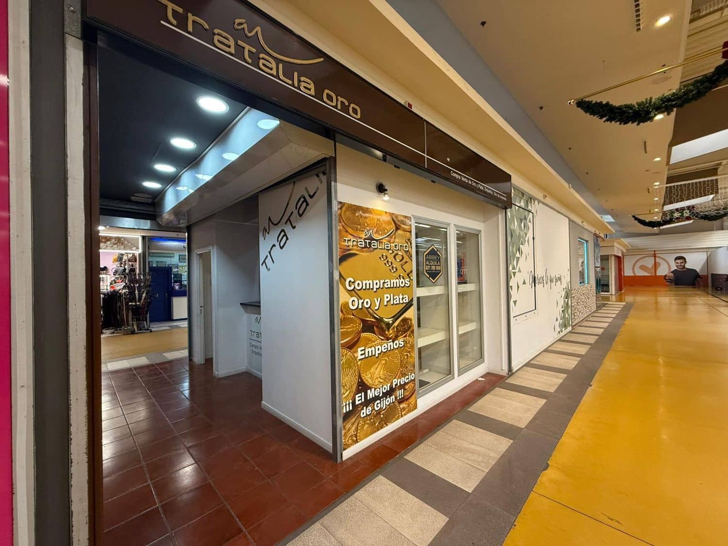 Kommersiell til salgs i Gijon - € 39 000 (Ref: 9432897)