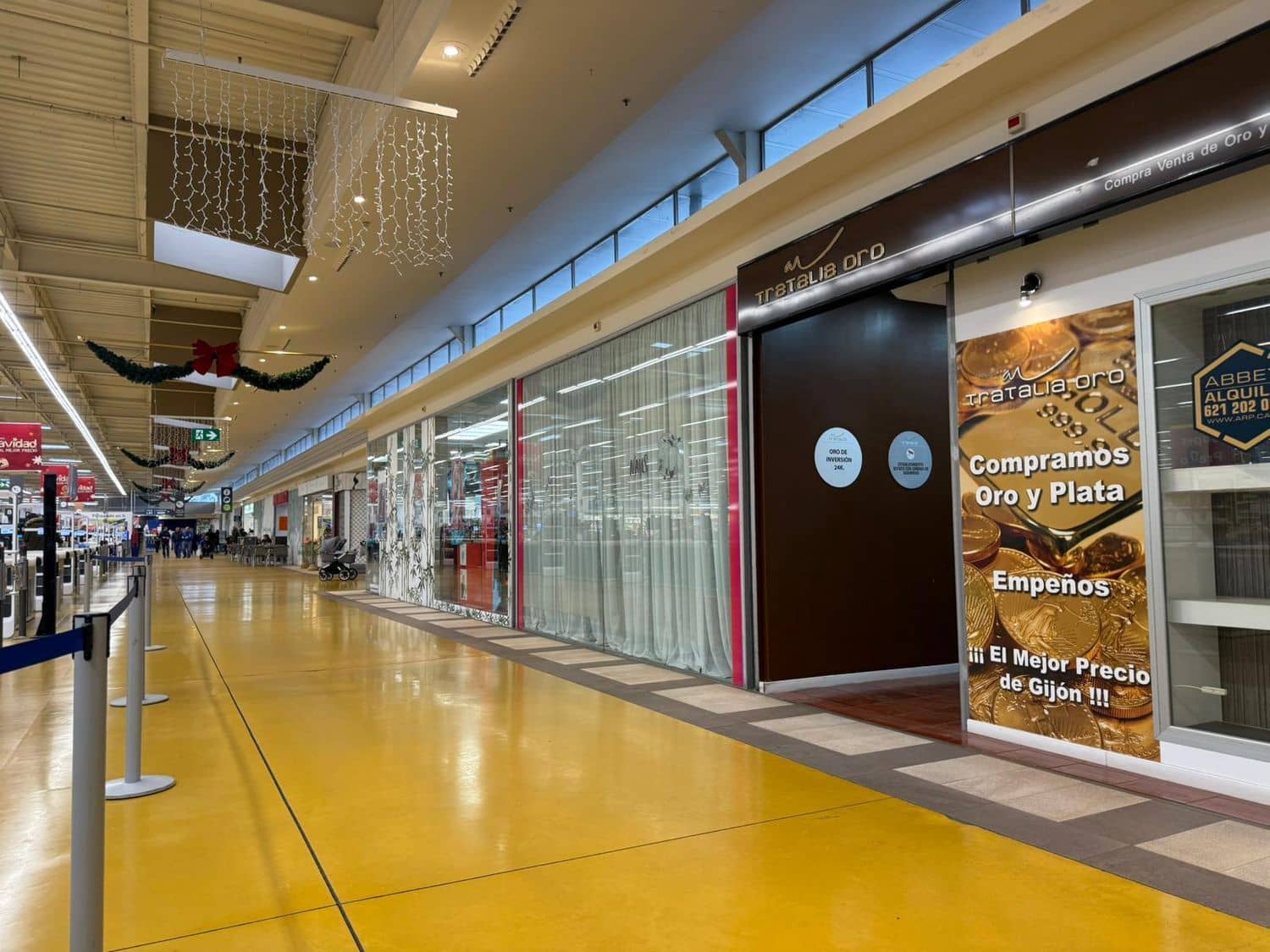 Kommersiell til salgs i Gijon - € 39 000 (Ref: 9432897)