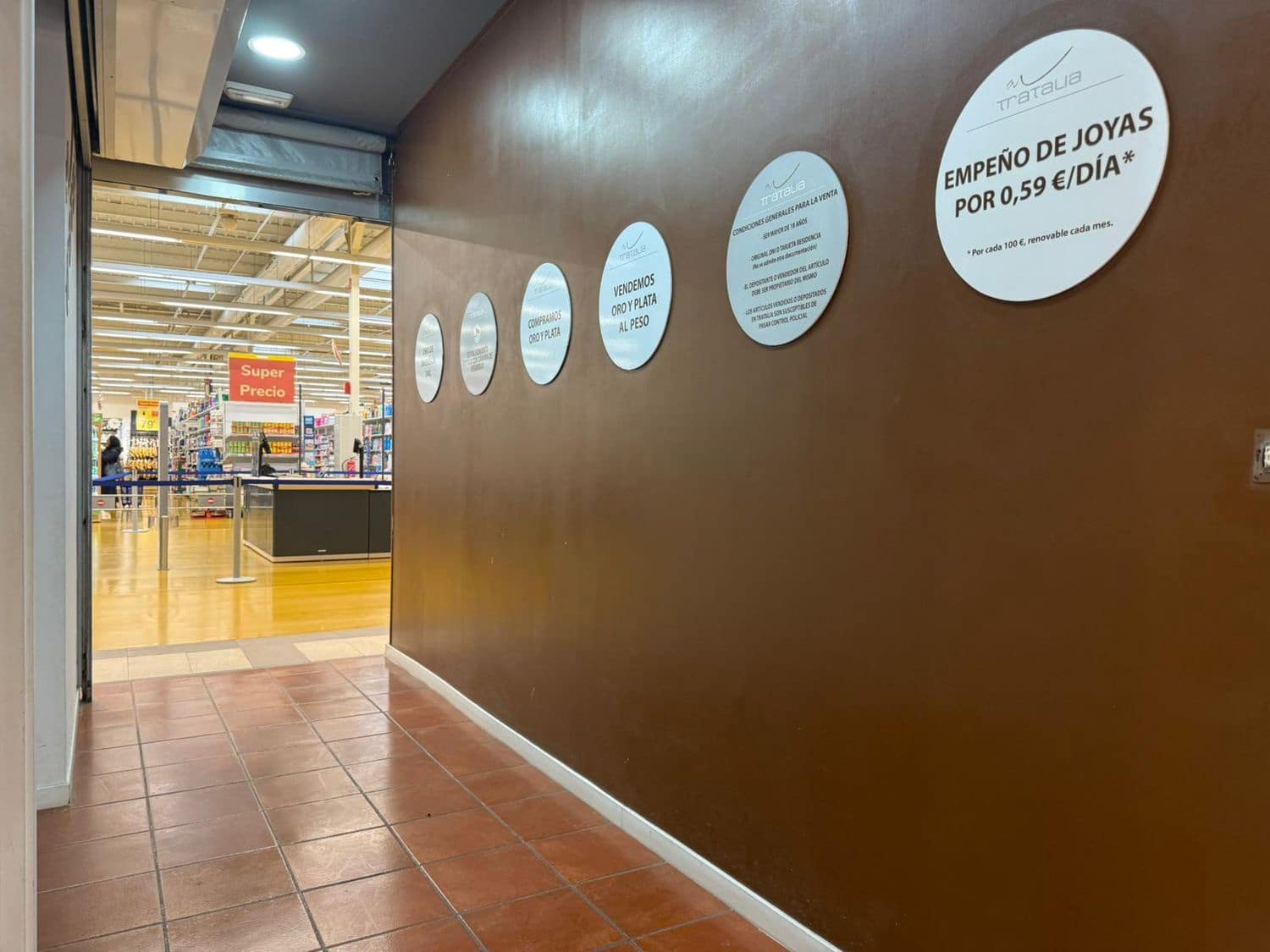 Kommersiell til salgs i Gijon - € 39 000 (Ref: 9432897)