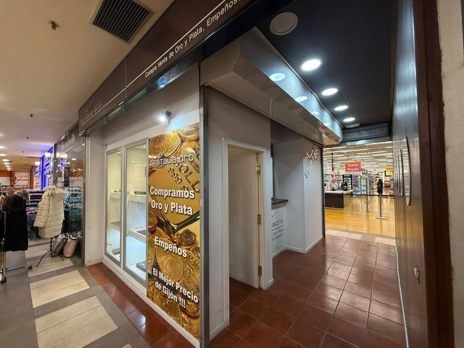 Kommersiell til salgs i Gijon - € 39 000 (Ref: 9432897)