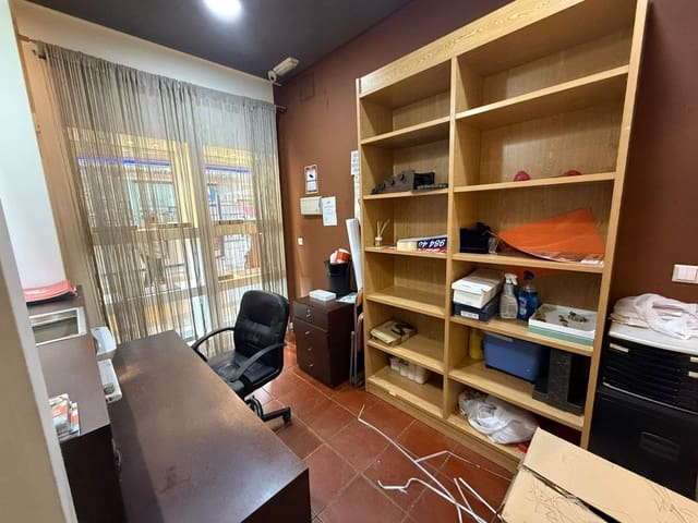 Erhverv til salg i Centro Urbano, Gijón - € 39.000 (Ref: 9432897)