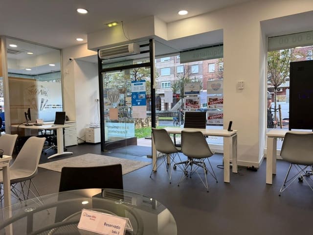 Local Comercial en Centro Urbano, Gijón en alquiler - 2.260 € (Ref: 9432900)