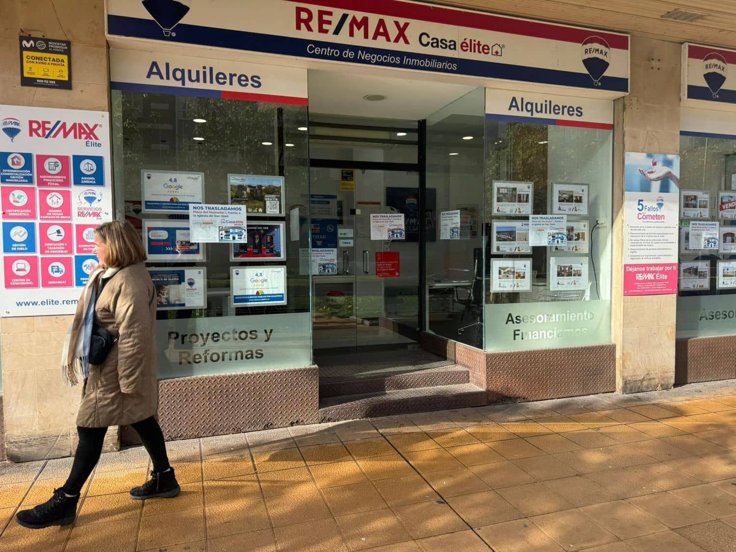 Local Comercial en Gijón en alquiler - 2.260 € (Ref: 9432900)
