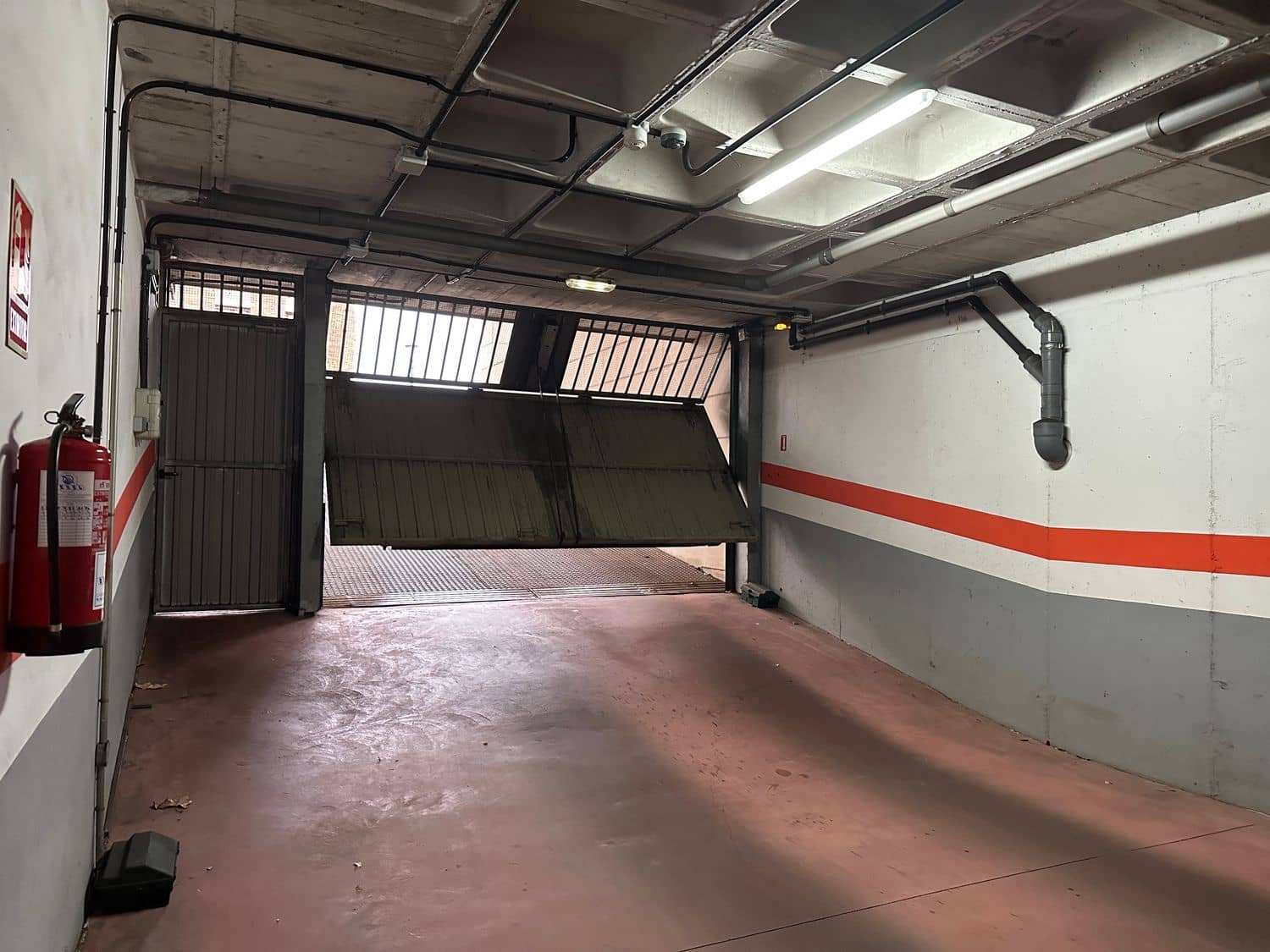 2 slaapkamer Appartement te koop in Gijon met zwembad garage - € 335.000 (Ref: 9432901)