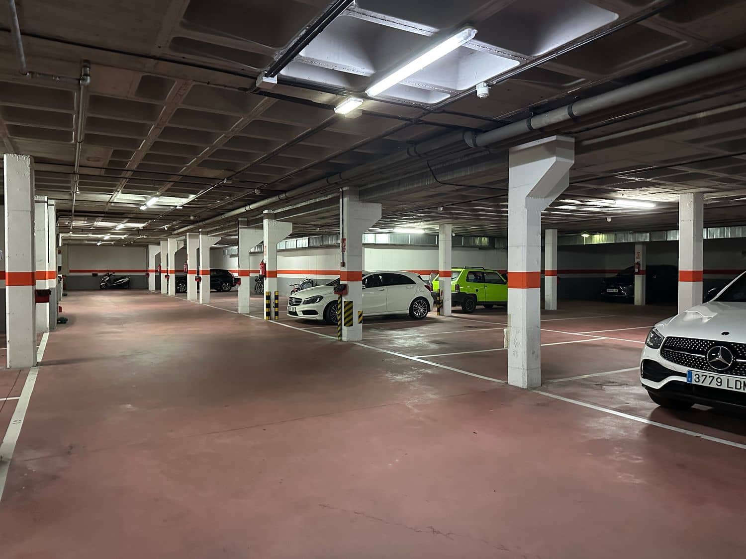 2 slaapkamer Appartement te koop in Gijon met zwembad garage - € 335.000 (Ref: 9432901)