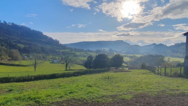 2 soverom Finca/Herregård til salgs i Siero med garasje - € 310 000 (Ref: 9433094)