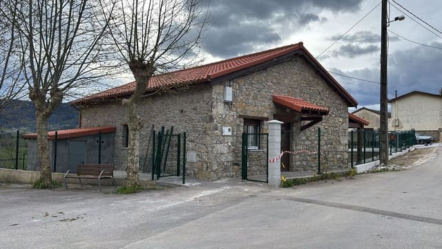 2 soverom Finca/Herregård til salgs i Siero med garasje - € 310 000 (Ref: 9433094)