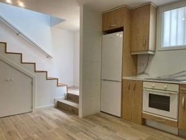 1 sypialnia Dom do wynajęcia w Prosperidad, Miasto Madryt z garażem - 1 400 € (Ref: 9436802)