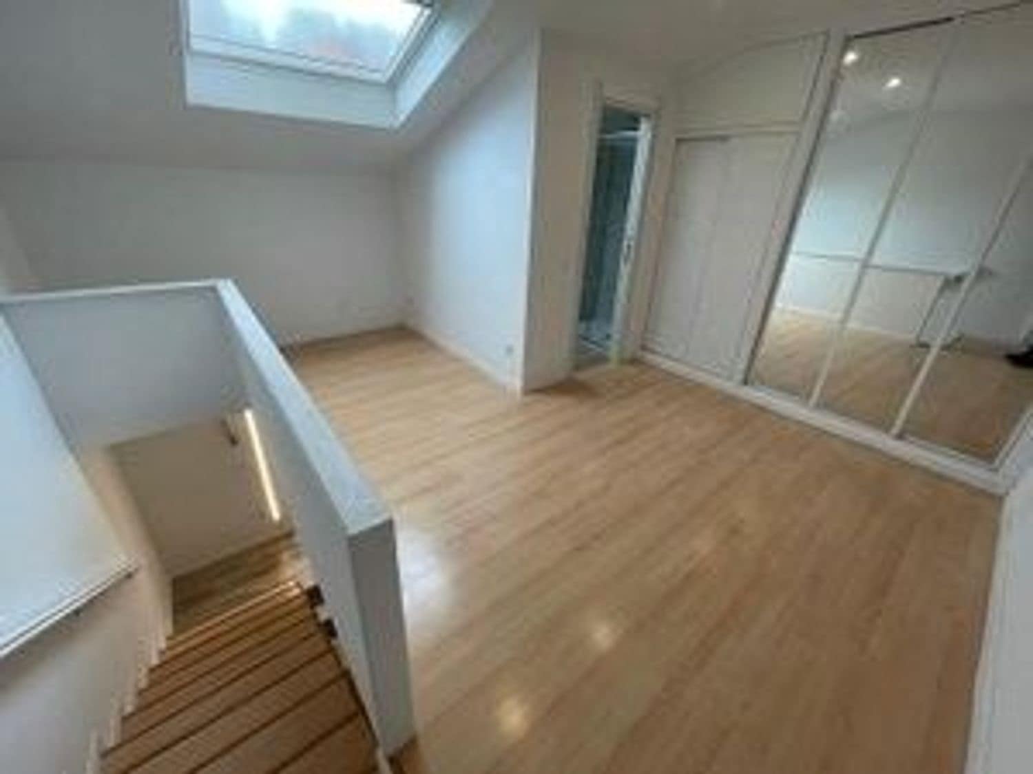 1 soverom Hus til leie i Madrid by med garasje - € 1 400 (Ref: 9436802)