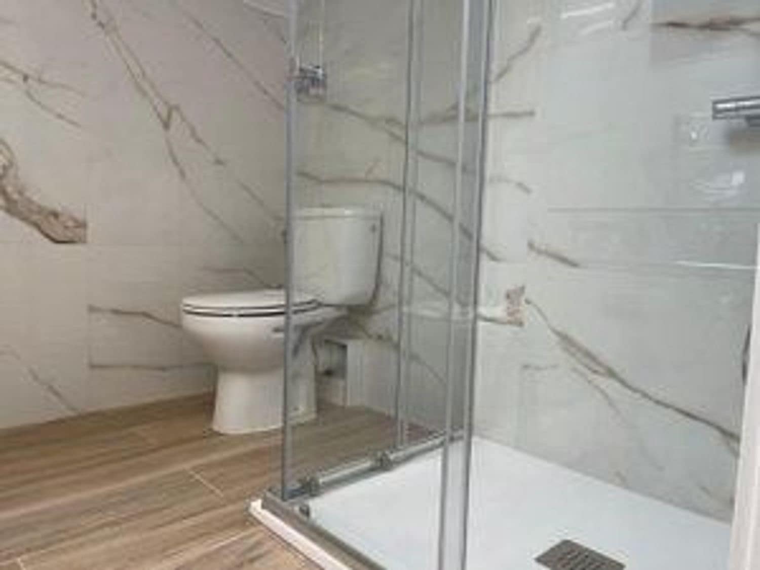 1 soverom Hus til leie i Madrid by med garasje - € 1 400 (Ref: 9436802)