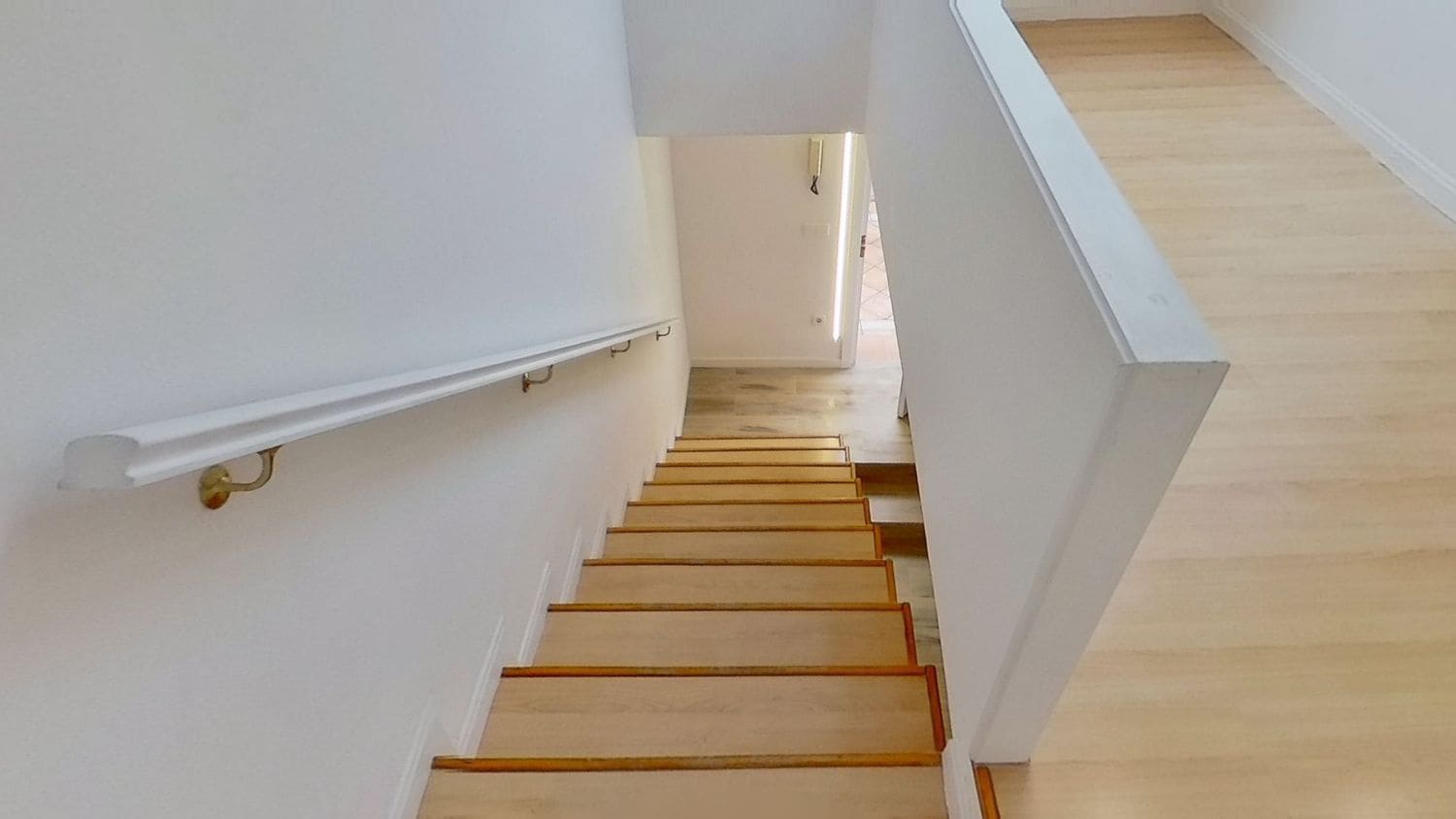 1 soverom Hus til leie i Madrid by med garasje - € 1 400 (Ref: 9436802)