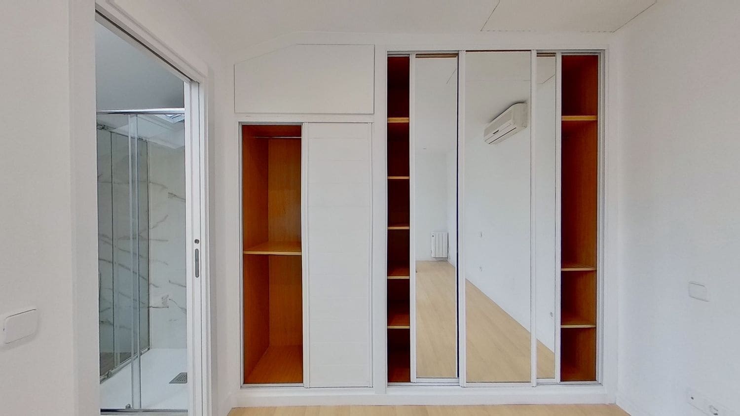 1 soverom Hus til leie i Madrid by med garasje - € 1 400 (Ref: 9436802)