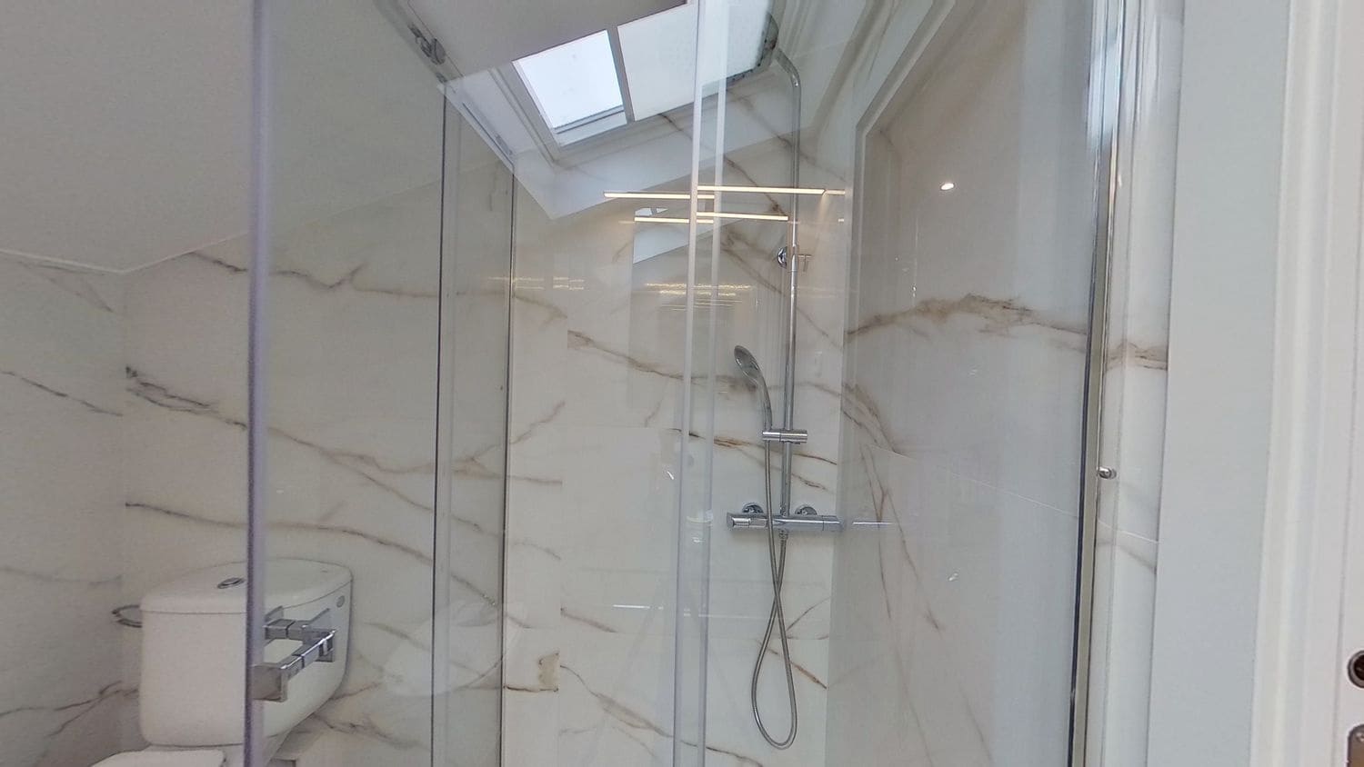 1 soverom Hus til leie i Madrid by med garasje - € 1 400 (Ref: 9436802)