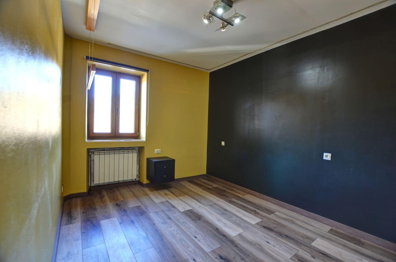 5 quarto Casa em Banda para venda em Mieres com garagem - 124 000 € (Ref: 9436804)