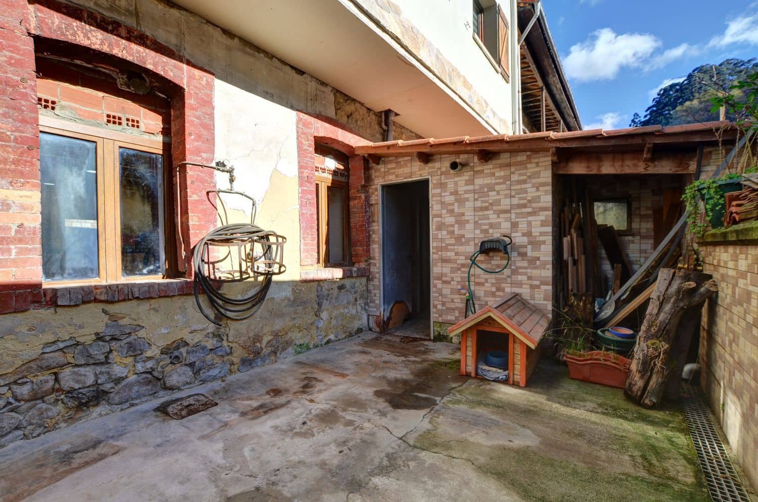 5 quarto Casa em Banda para venda em Mieres com garagem - 124 000 € (Ref: 9436804)