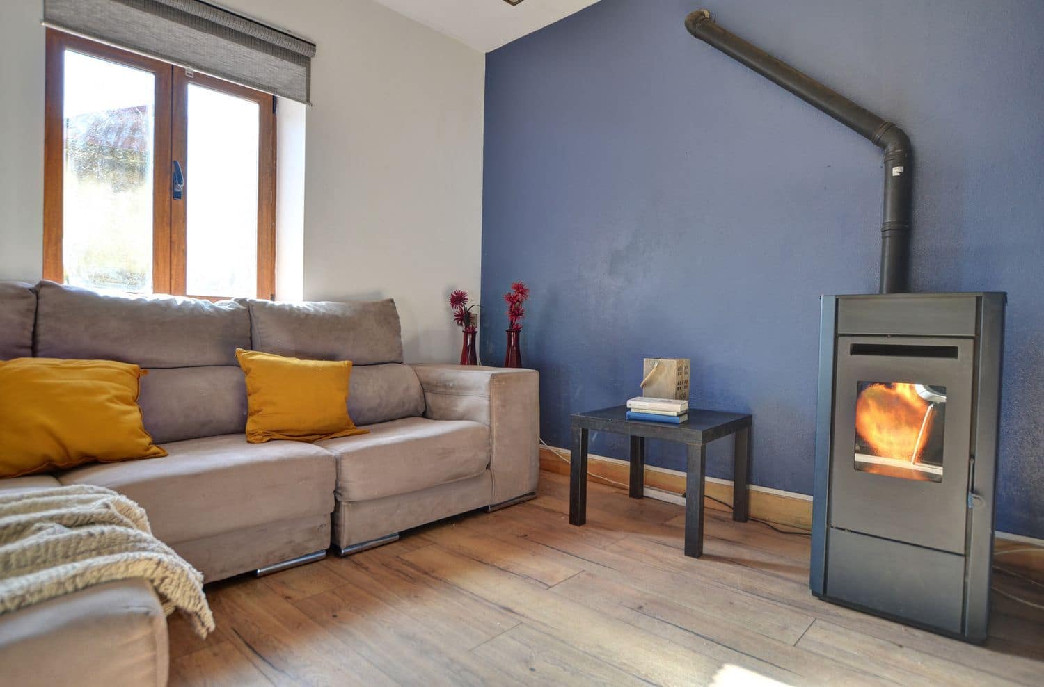 5 bedroom Townhouse for sale in Mieres with garage - € 124,000 (Ref: 9436804)