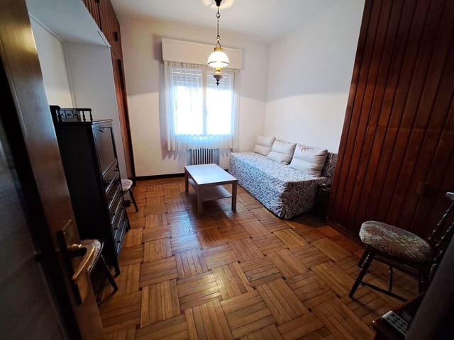 4 soveværelse Lejlighed til salg i Centro Urbano, Gijón med garage - € 450.000 (Ref: 9439521)