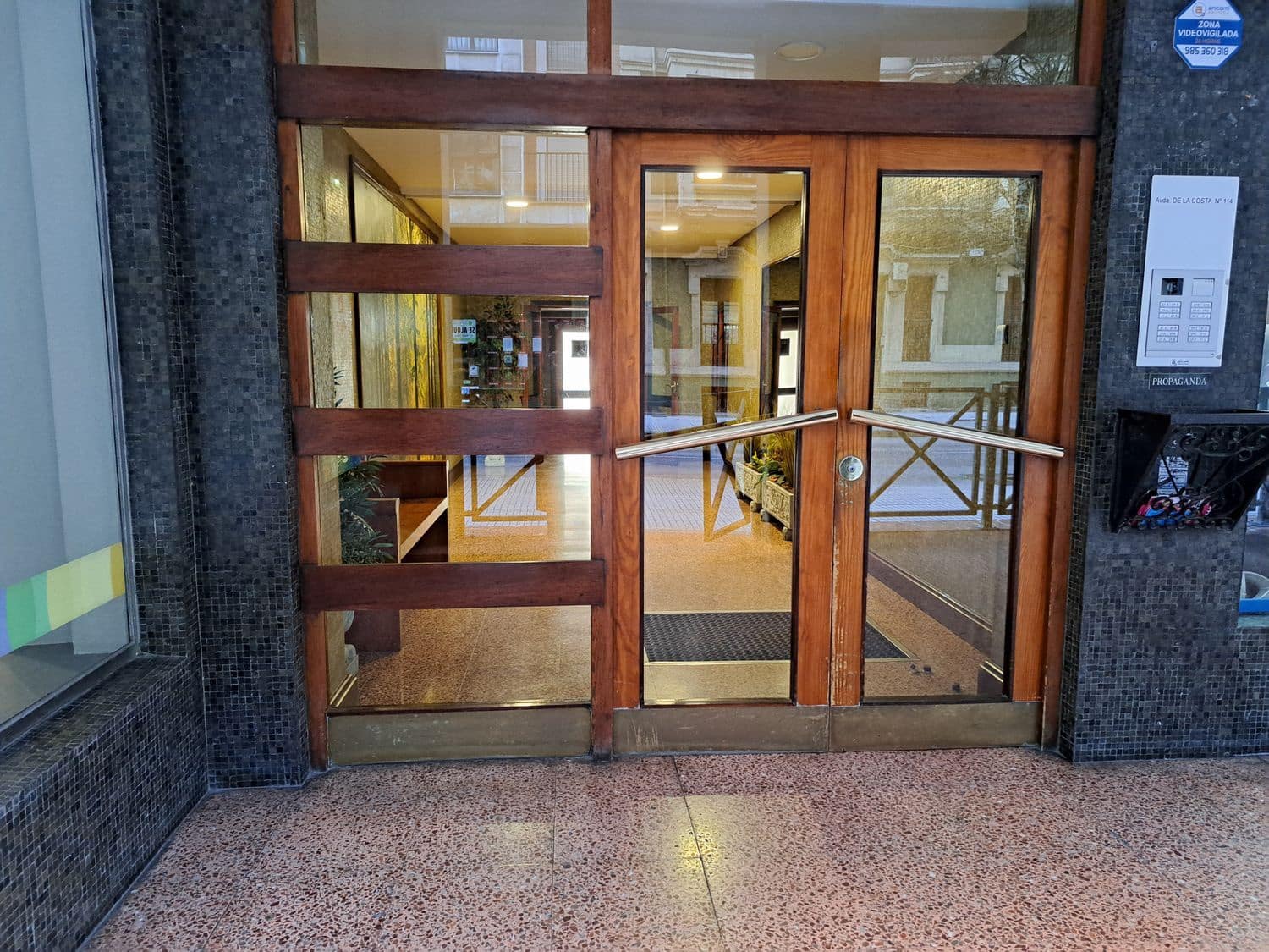 4 slaapkamer Appartement te koop in Gijon met garage - € 450.000 (Ref: 9439521)